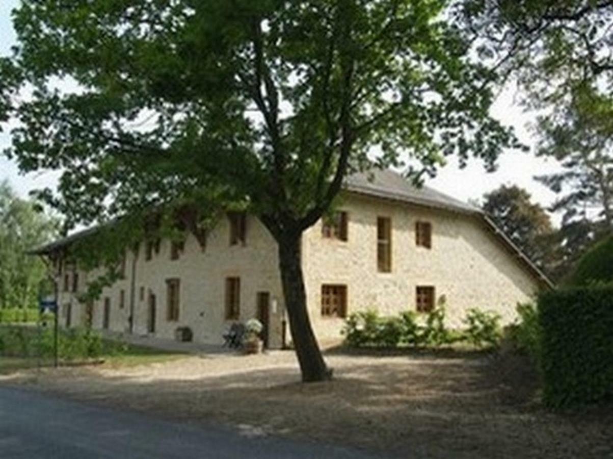 La Correrie Hotel Les Grandes-Armoises ภายนอก รูปภาพ